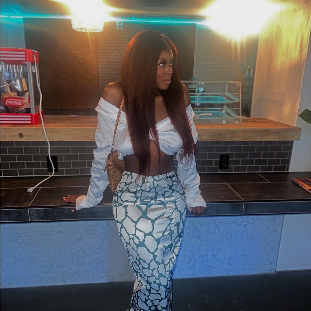 Meet your Posher, Daniella